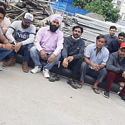 peste 40 de muncitori din india protesteaza pe santierul palatului justitiei din ploiesti