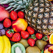 cinci fructe sanatoase pe care sa le incluzi cat mai des in alimentatie