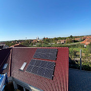 135 milioane de euro pentru comunitati de energie in prahova cetatenii pot accesa fonduri pentru panouri fotovoltaice baterii si pompe de caldura