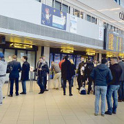ryan air si wizz air anunta ca pun la dispozitie bilete cu tarife de salvare pentru pasagerii blue air afectati de anularea curselor