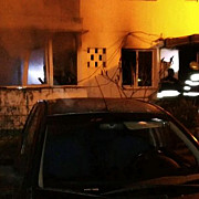 incendiu violent intr-un bloc din campina o femeie a murit iar alte zeci de persoane au fost evacuate