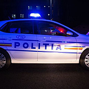 femeie cercetata de politistii bucuresteni fiind suspectata ca a inselat un cetatean strain cu aproximativ 250000 de euro