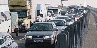 doua milioane de oameni au tranzitat frontierele romanesti in perioada 18 decembrie 1 ianuarie