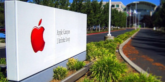 apple va lansa un iphone mai mic pentru a contracara scaderea vanzarilor de telefoane