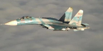 ministerul rus al apararii anunta ca un avion militar ilyushin il-20 cu 14 militari la bord a disparut de pe radare in largul siriei in timpul unor atacuri desfasurate de israel si franta in provincia latakia