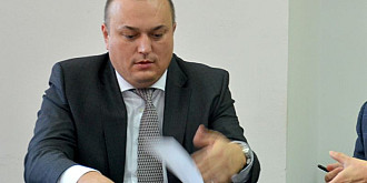 primarul badescu se imprumuta cu aproape 18 milioane de euro