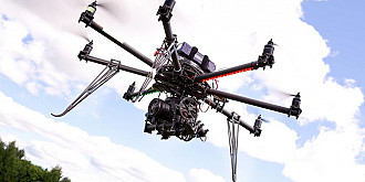 politia indiana va folosi drone cu piper pentru a dispersa manifestantii