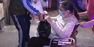 incredibil la bucuresti pacientii aflati in spitalul de ortopedie foisor scosi in strada fara preaviz