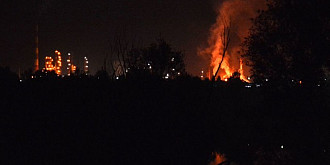 explozie urmata de incendiu la o rafinarie de petrol din bosnia