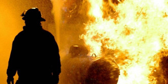 12 victime in prahova dupa o explozie urmata incendiu puternic