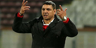 scandal in seria petrolului acs poli timisoara a fost evacuata din stadion