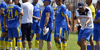 petrolul are doi jucatori convocati la nationala under 19 a romaniei