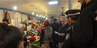 florarii din piata centrala evacuati cu politia