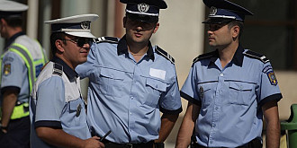 politia prahoveana aduce in strada 250 de agenti pentru meciul cu dinamo zagreb
