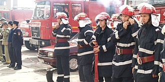 pompierii prahoveni isi serbeaza sambata ziua