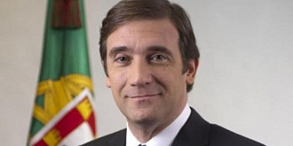 curtea constitutionala portugheza se opune unor noi masuri de austeritate