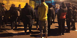 suporterii petrolului cer demisia antrenorului leo grozavu dupa dezastrul cu fc arges video