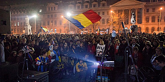 jandarmii vor sa legitimeze cateva mii de manifestanti anti-rosia montana