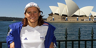 romanca roxana maracineanu numita ministru al sporturilor din franta