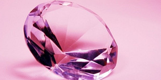 preturi record la vanzarea anuala de diamante roz
