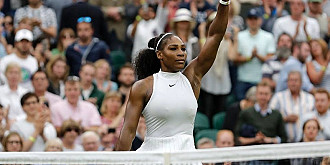 serena williams in turul al treilea al ausopen familia williams in calea simonei halep