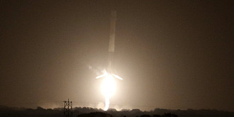 premiera spacex a readus la sol prima treapta a unei rachete