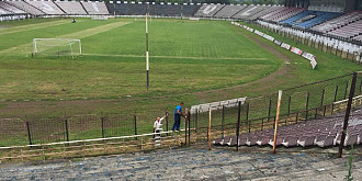 la ploiesti s-a putut la petrosani nu meciul energeticianul - luceafarul oradea se joaca fara spectatori