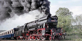 trenul regal cu care regele mihai va fi dus la curtea de arges a fost inaugurat in 1928