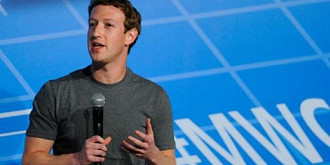 de ce poarta mark zuckerberg acelasi tricou in fiecare zi